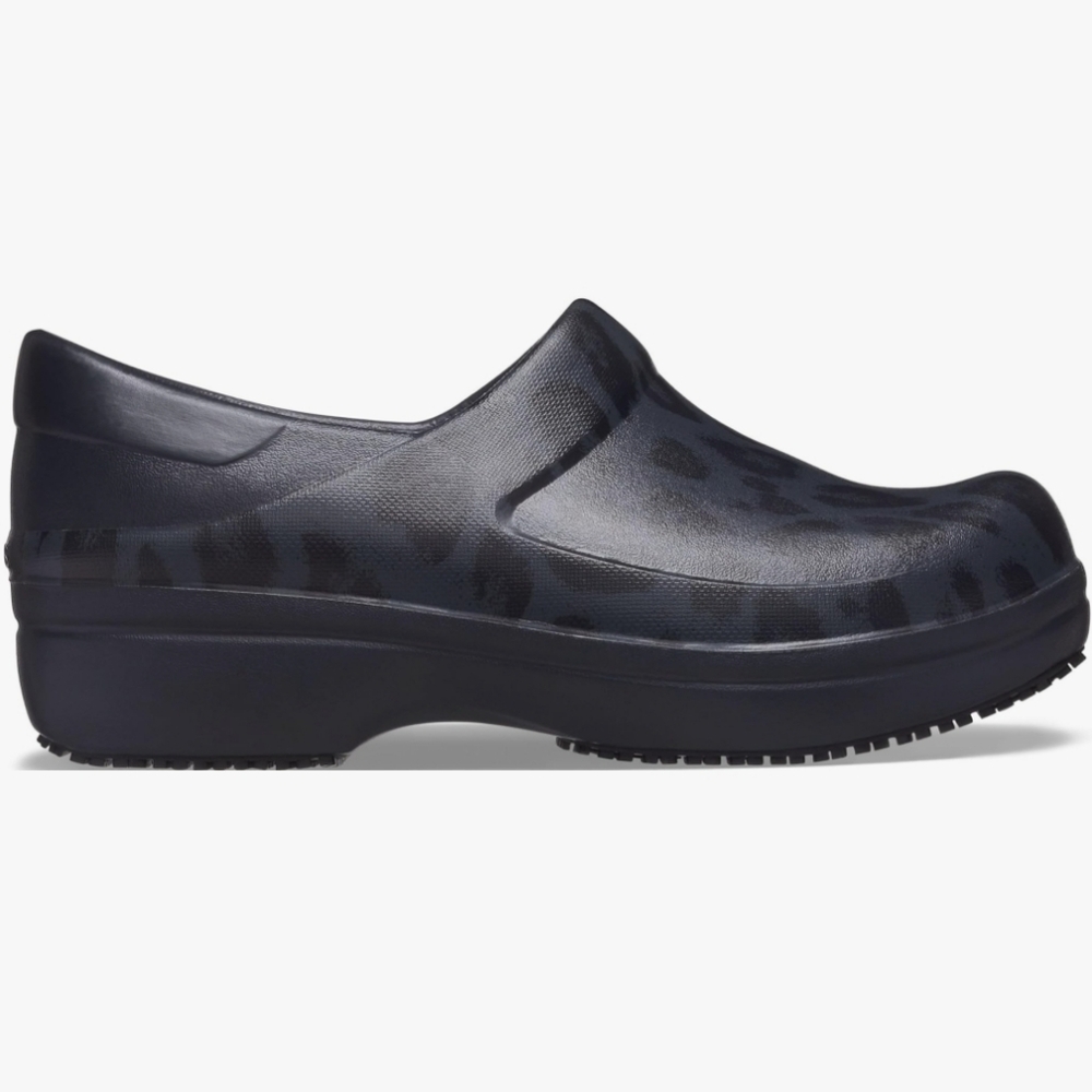 Crocs Women's Neria Pro II Clogs, Slip Resistant Work Shoes - Picture 4 of 6